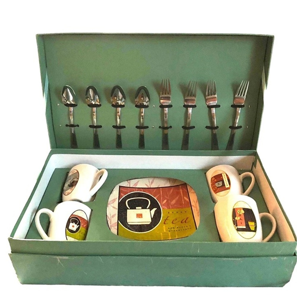 Sakura Confections 16 Piece Entertainment Set Plates Mugs Spoons Forks + Box MIB